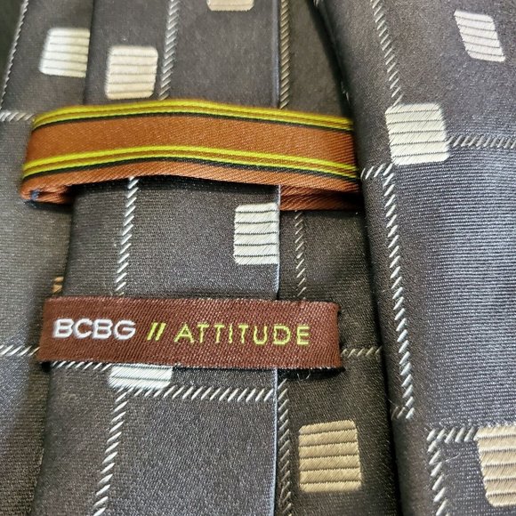 Lot of 11 Brand Name Men's Ties 100% Silk Nicole Miller X'Andrini Geoffrey Beane - Picture 9 of 12